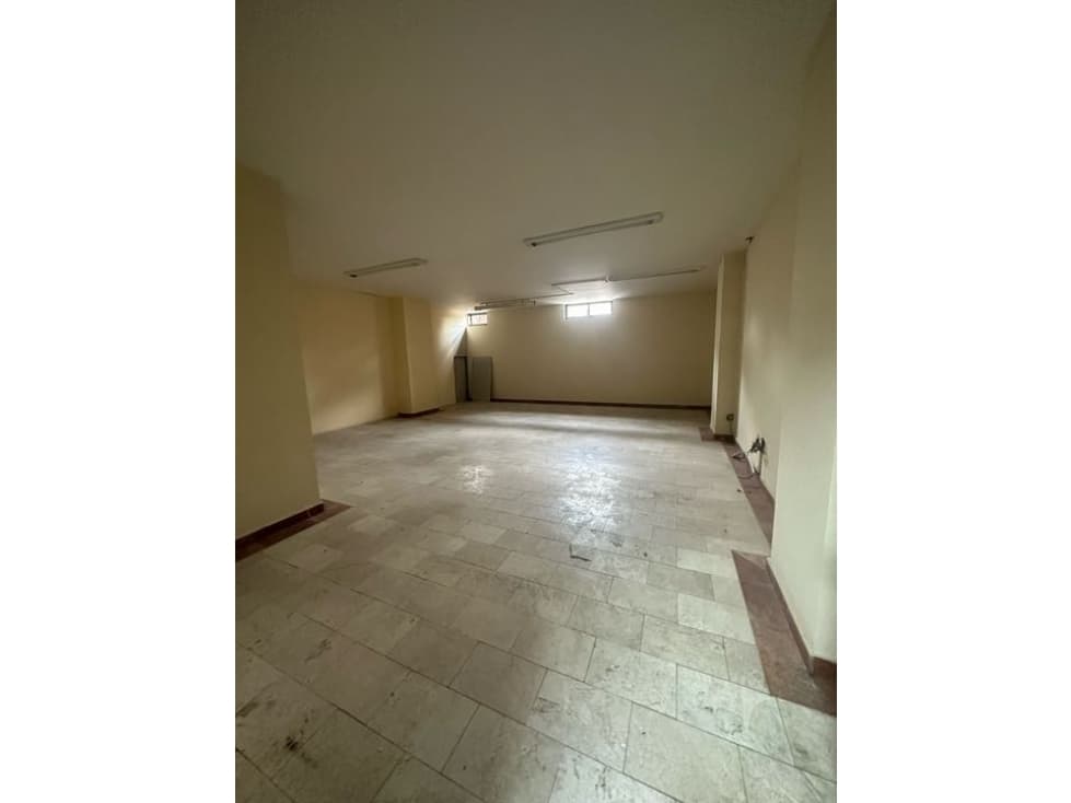 SE ALQUILA OFICINA EN CHIPICHAPE RP - 1