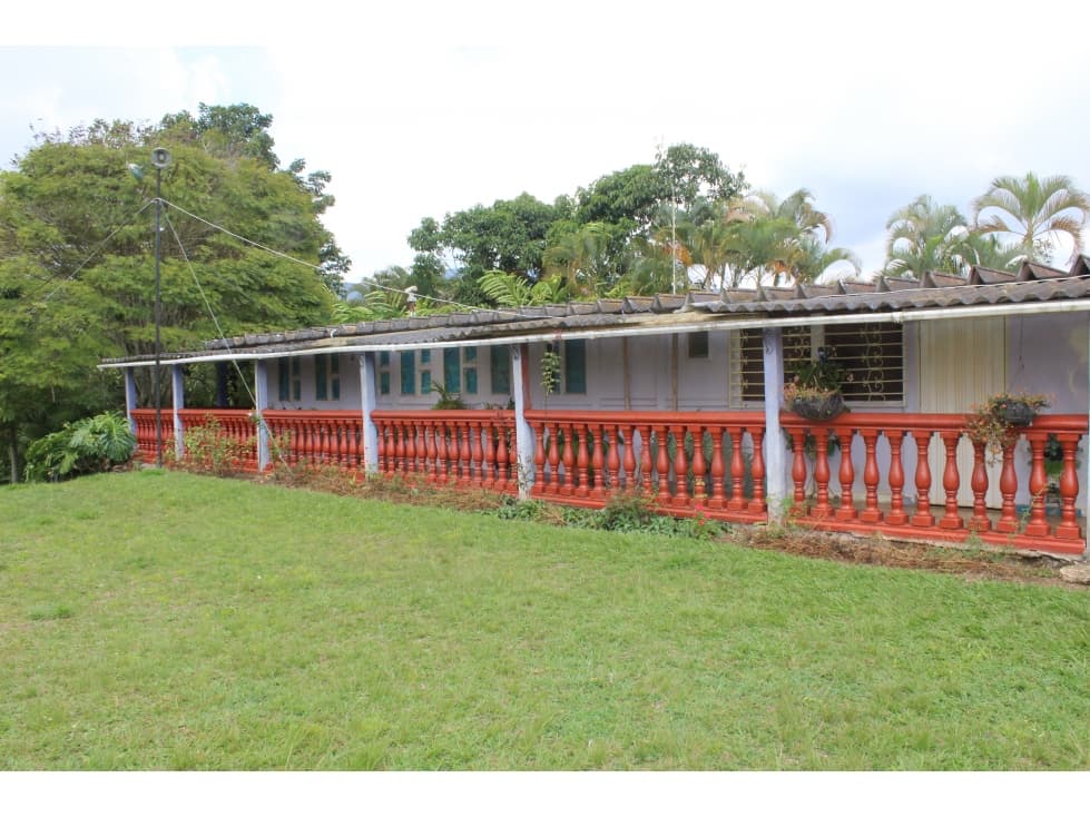 Vendo casa campestre en el carmen, dagua - 1