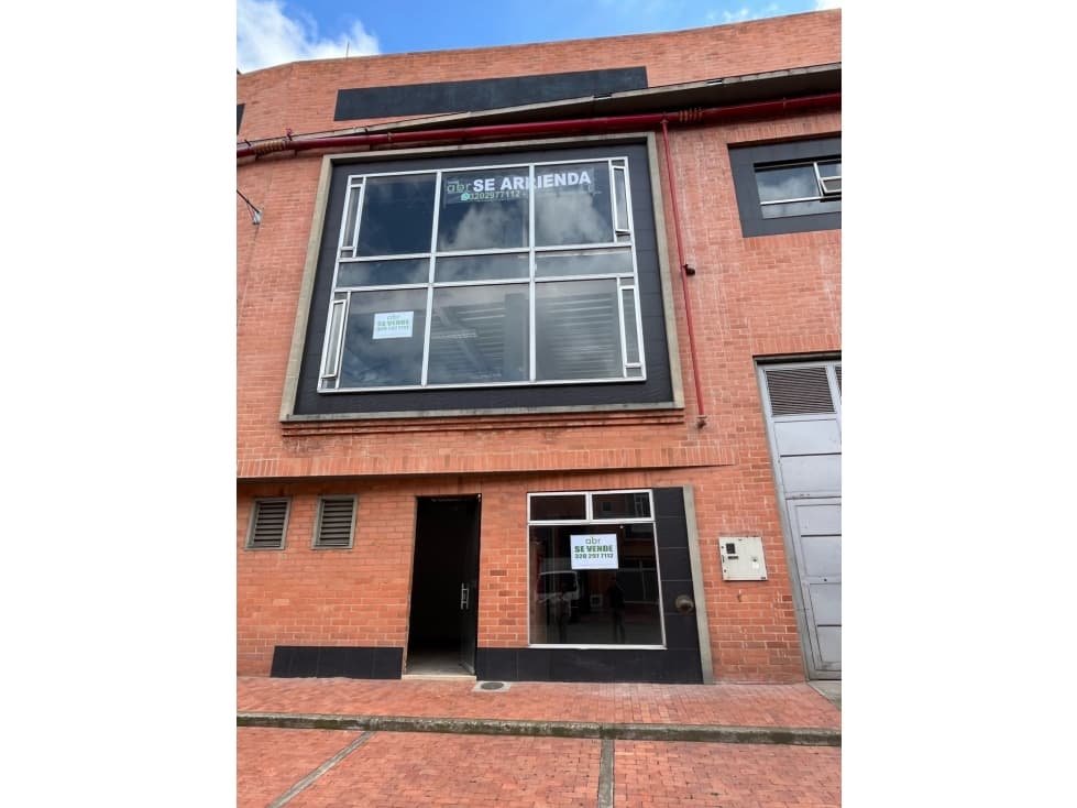 En vent@ espaciosa bodega en parque industrial en Zipaquirá. - 1