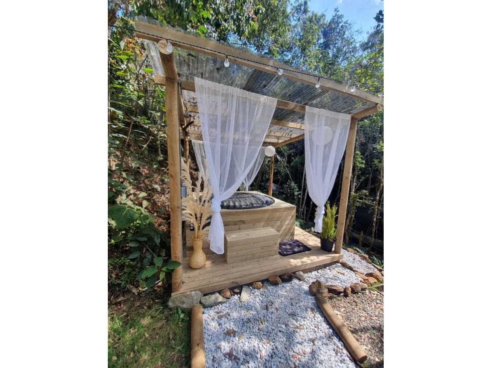 Venta de CABAÑA en madera en Guarne entrada por SANTA ELENA - 1