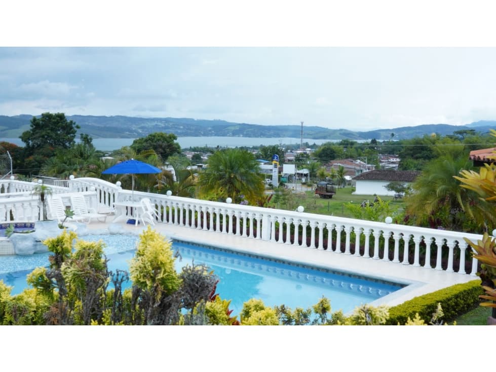 Se vende casa campestre en Calima Darién (JPG) CW:9307626 - 1