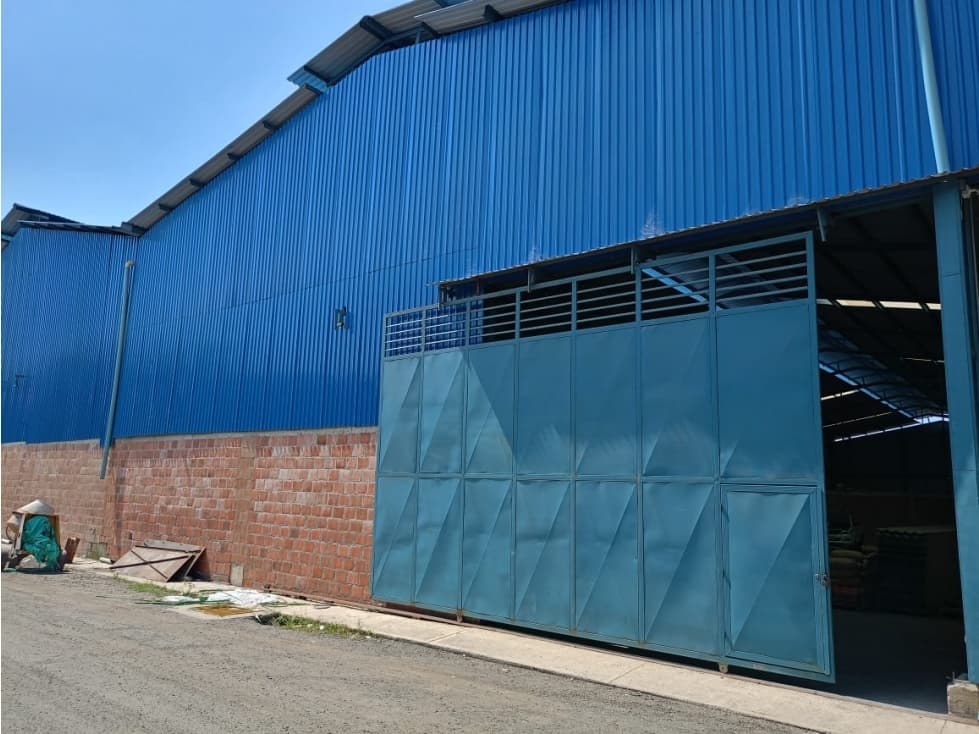 Se vende o alquila bodega en Caucaseco (JPG) CW:9307641 - 1