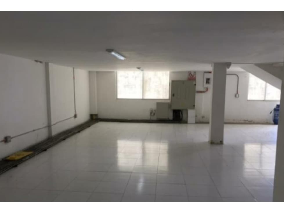 EXCELENTE BODEGA EN GUARNE EN PARQUE INDUSTRIAL - 1