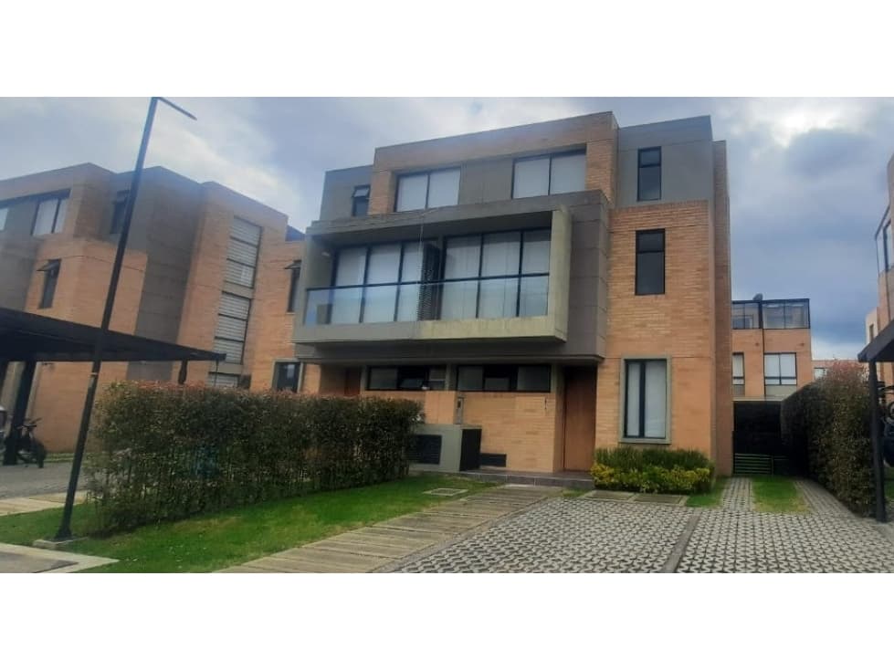 Casa en Arrendar en Cajicá - 1