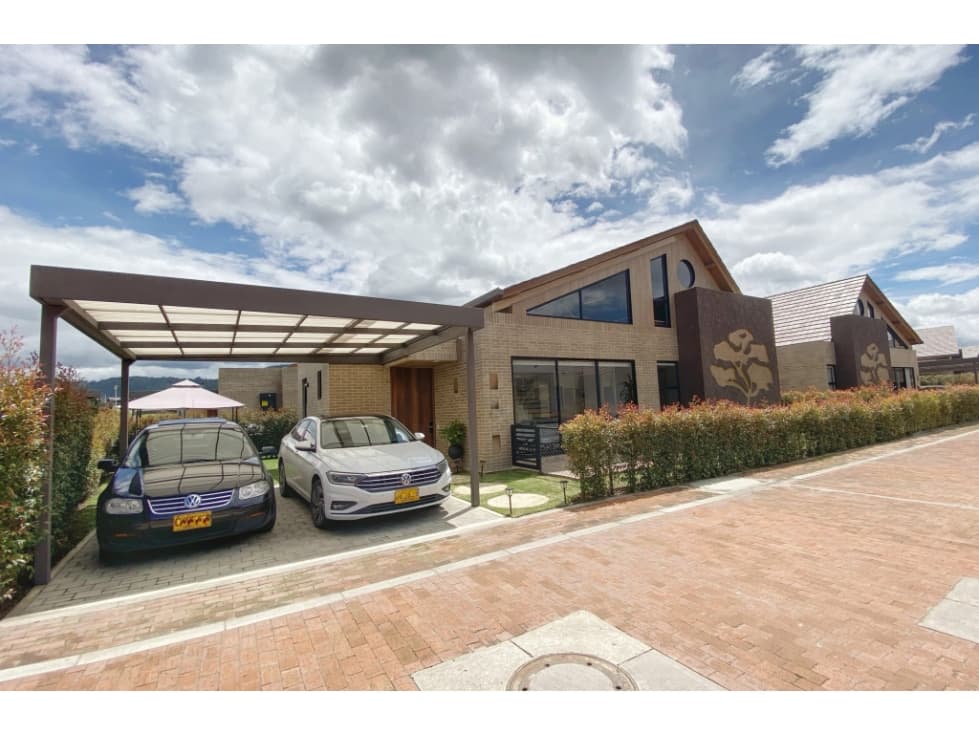 Casa en Arrendar en Cajicá - 1