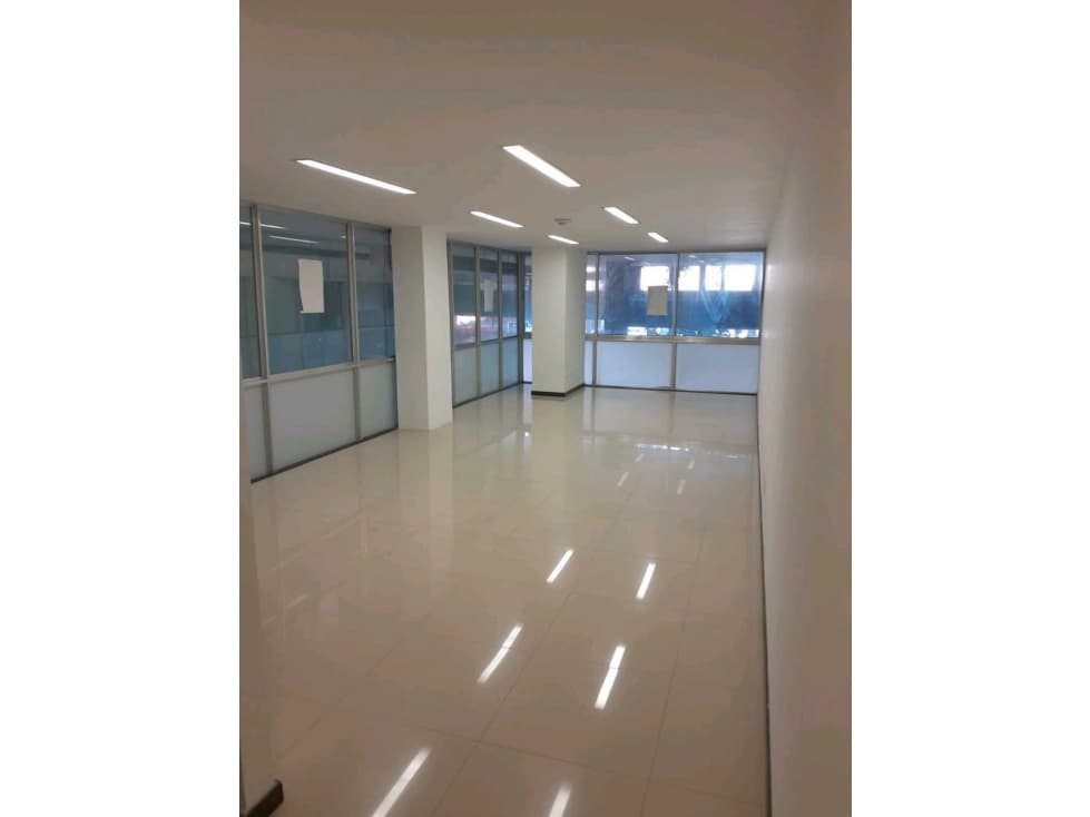 En venta oficina rentando en bello - Niquía cerca al metro - 1