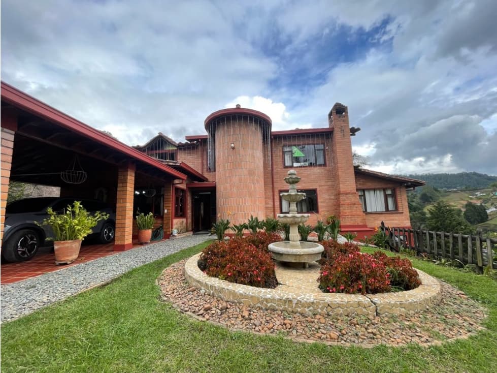 CASA FINCA CAMPESTRE PARA LA VENTA EN GUARNE - 1