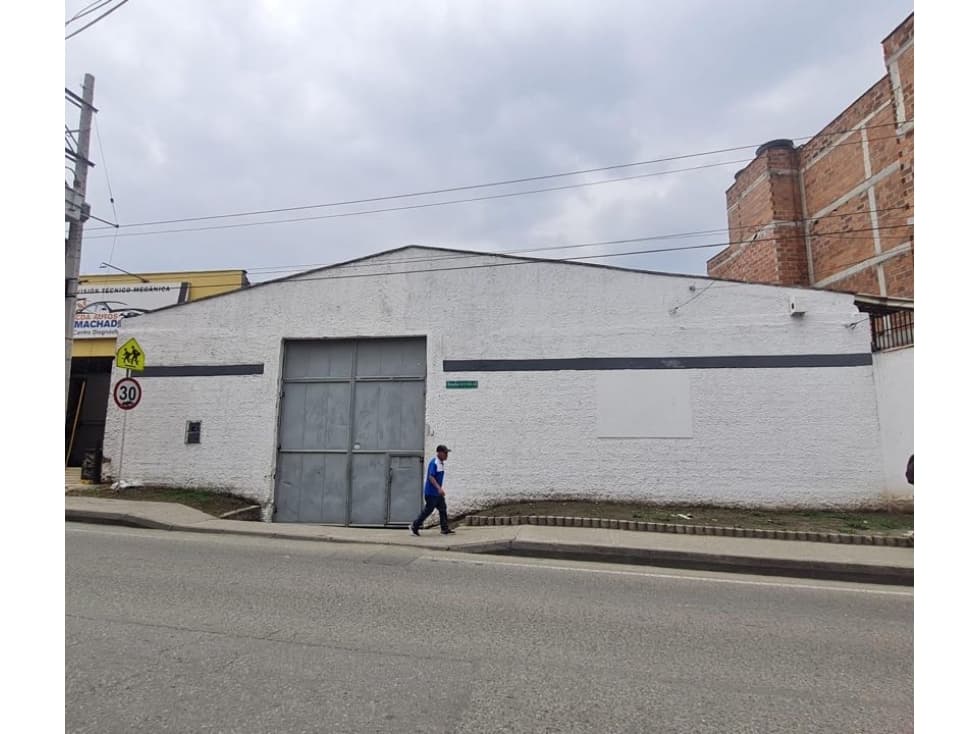 VENTA DE BODEGA EN MACHADO- BELLO - 1