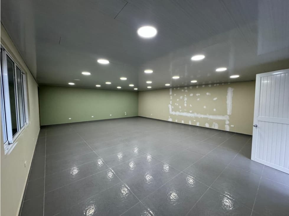 Arrienda Bodega El Chingüí Envigado - 1