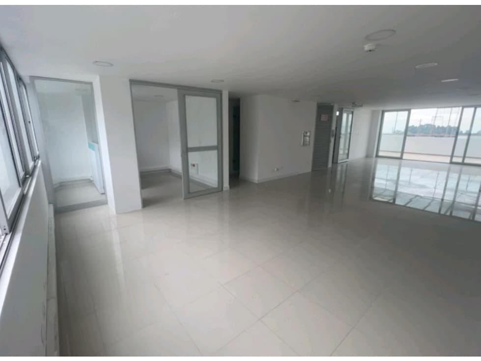 Arriendo Edificio Comercial Manizales - 1
