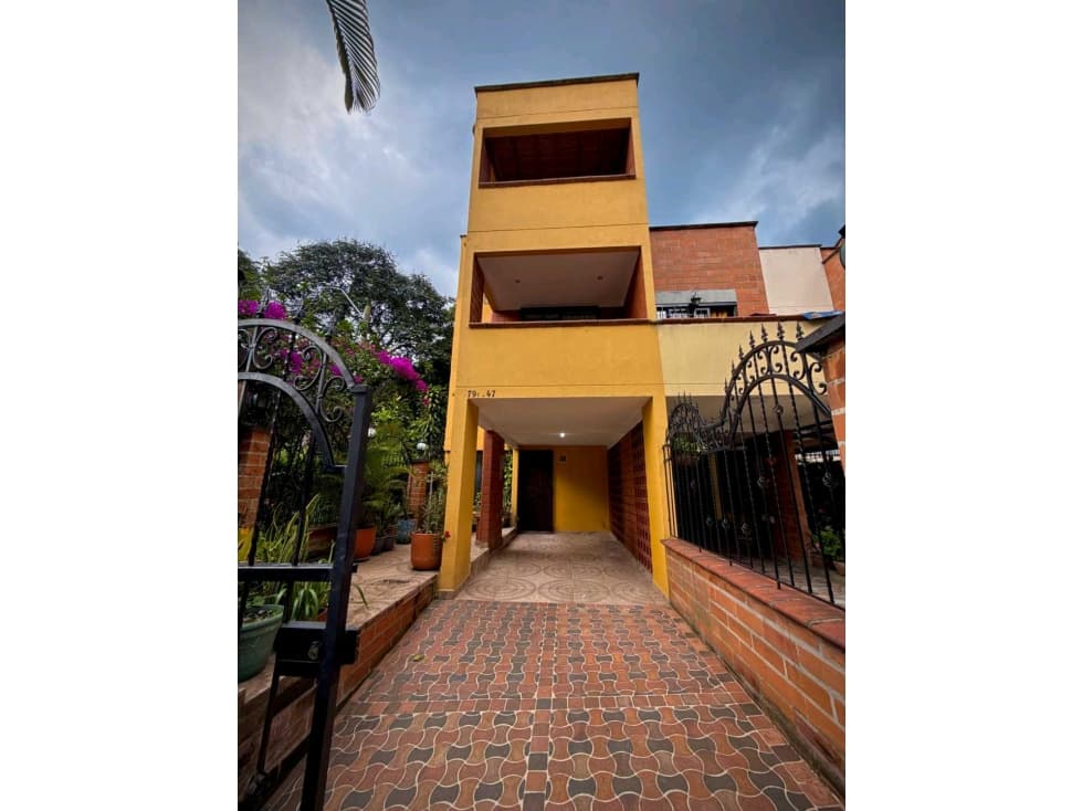 Venta Casa en la Estrella - 1