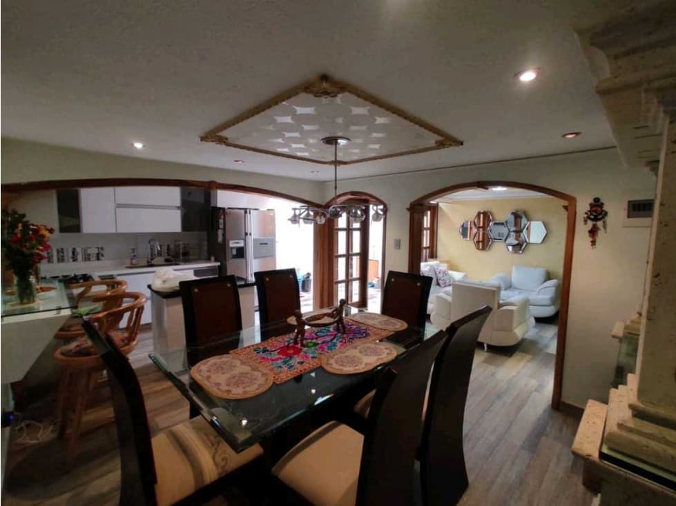 Apartamento en Loma de los Bernal - 1