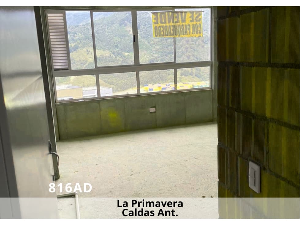 GANGA EN OBRA GRIS Apartamento con Parqueadero en Caldas - 1