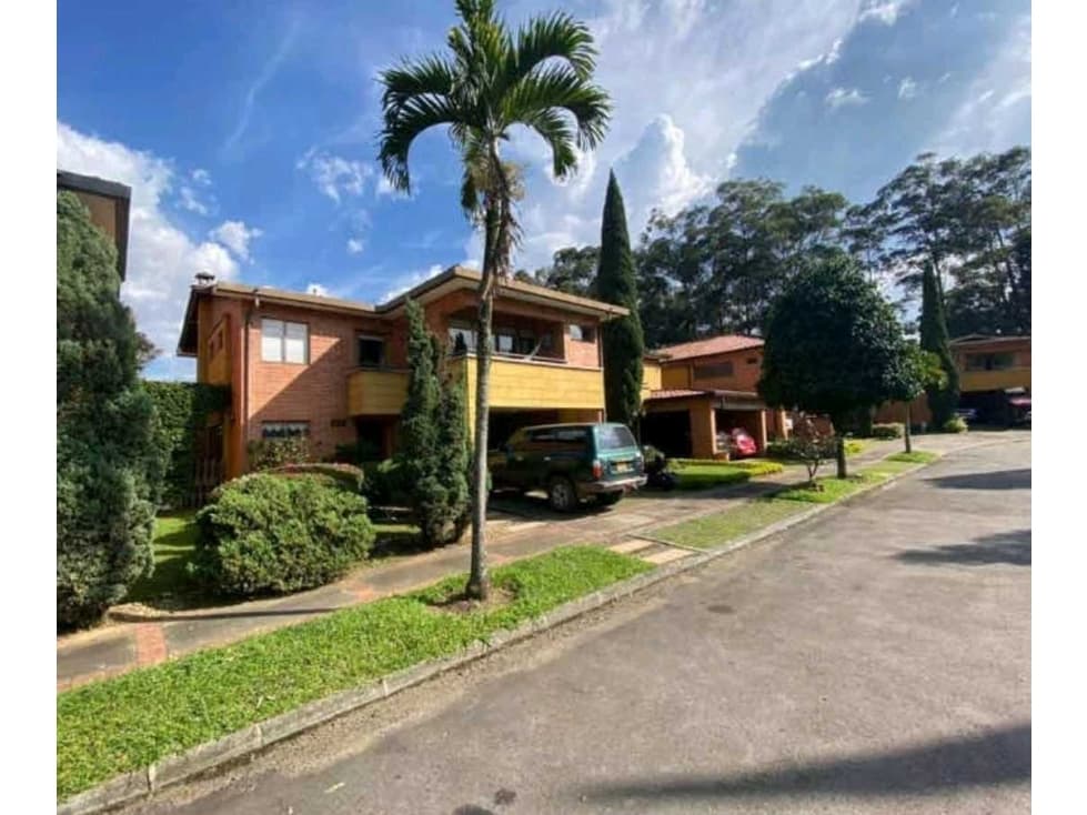 CASA UNIFAMILIAR EN VENTA LA ESTRELLA (T) - 1