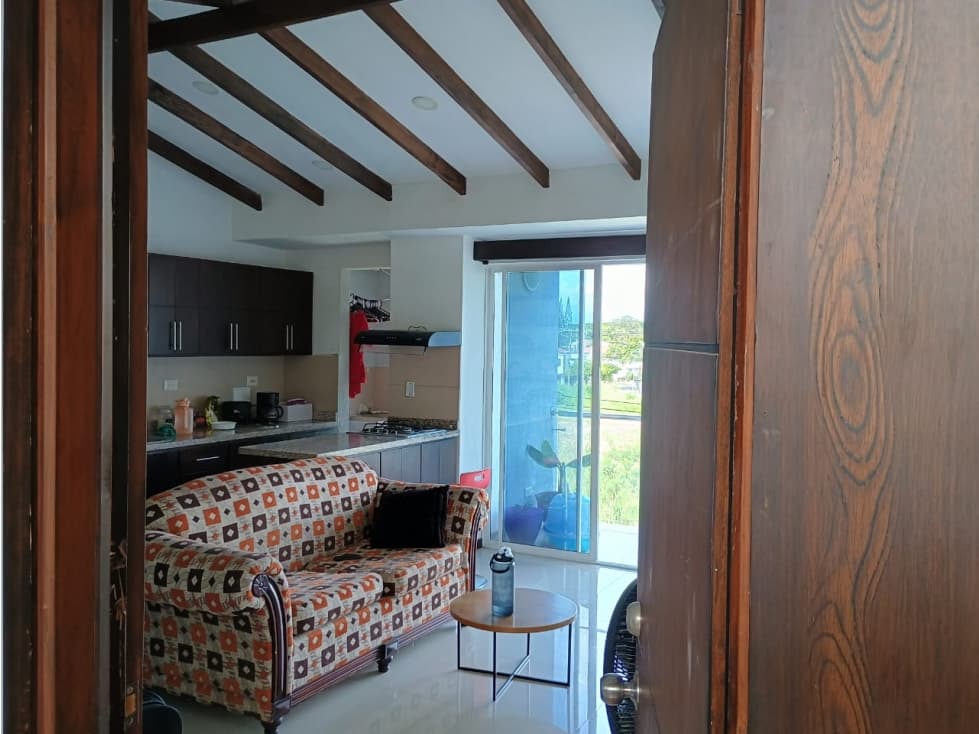 Vendo Apartamento en segundo piso En El Barrio Villa Campestre. Tuluá - 1