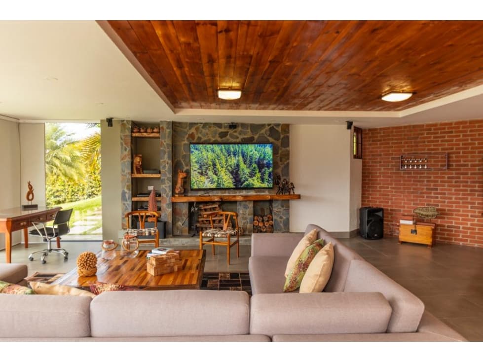 Vendo Casa Campestre en el Lago Calima. Darién AA - 1