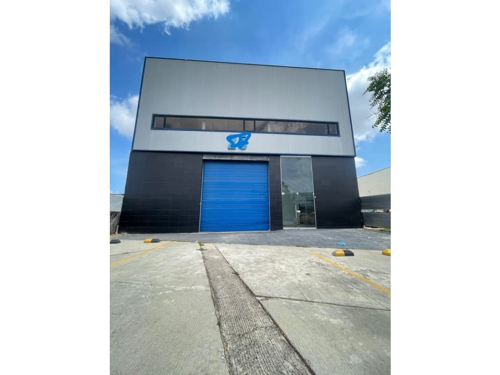 VENTA DE BODEGA EN VILLA SAN PEDRO (PARQUE INDUSTRIAL) - BARRANQUILLA - 1