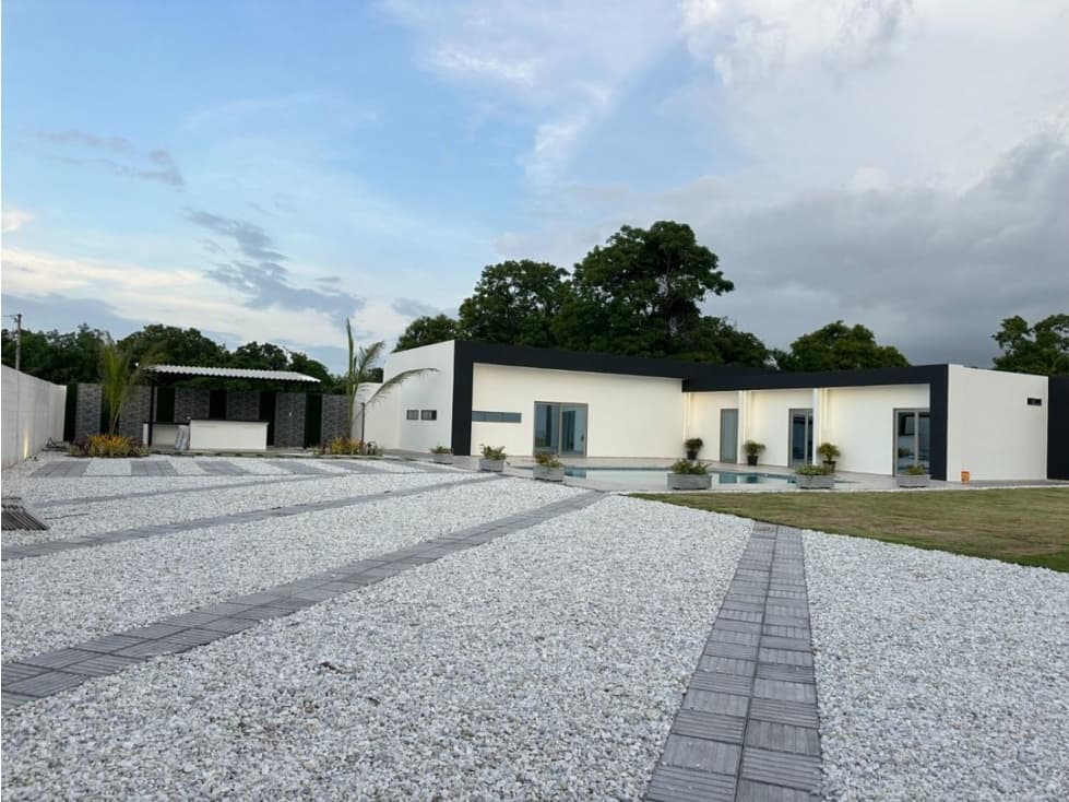 VENTA DE CABAÑA EN SABANAGRANDE - ATLANTICO - 1