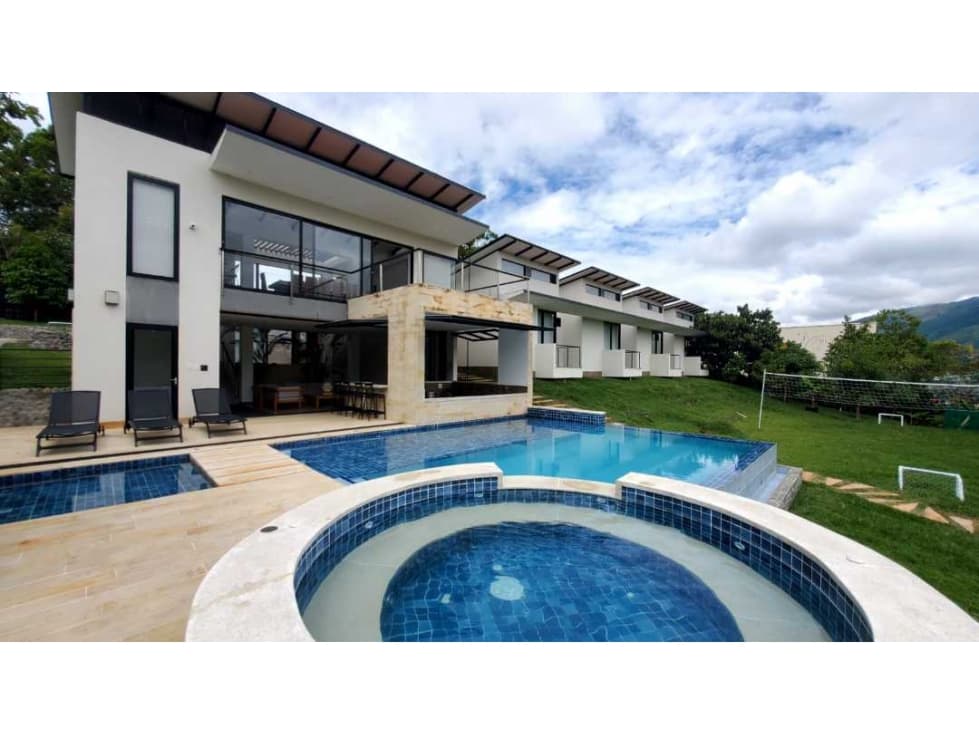 VENTA DE FINCA EN PALMIRA VALLE( LAGOS DE MARACAIBO) ML 7119329 - 1