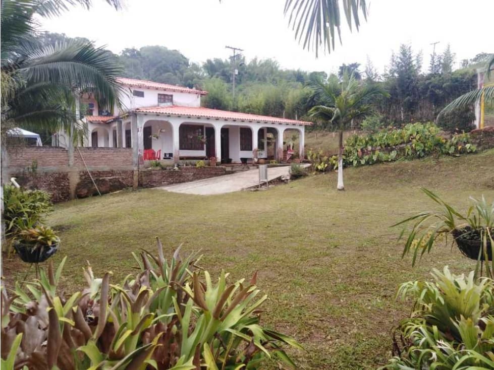 VENDO LINDA FINCA KILOMETRO 30 EN PARCELACION CS 7211755 - 1