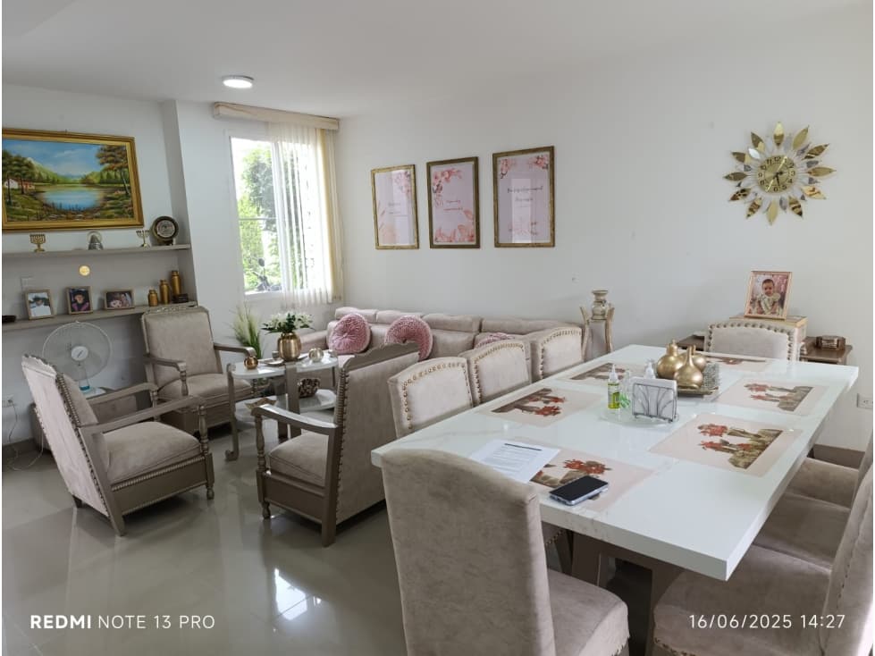 VENTA CASA EN EL CASTILLO DE JAMUNDI LY9261478 - 1