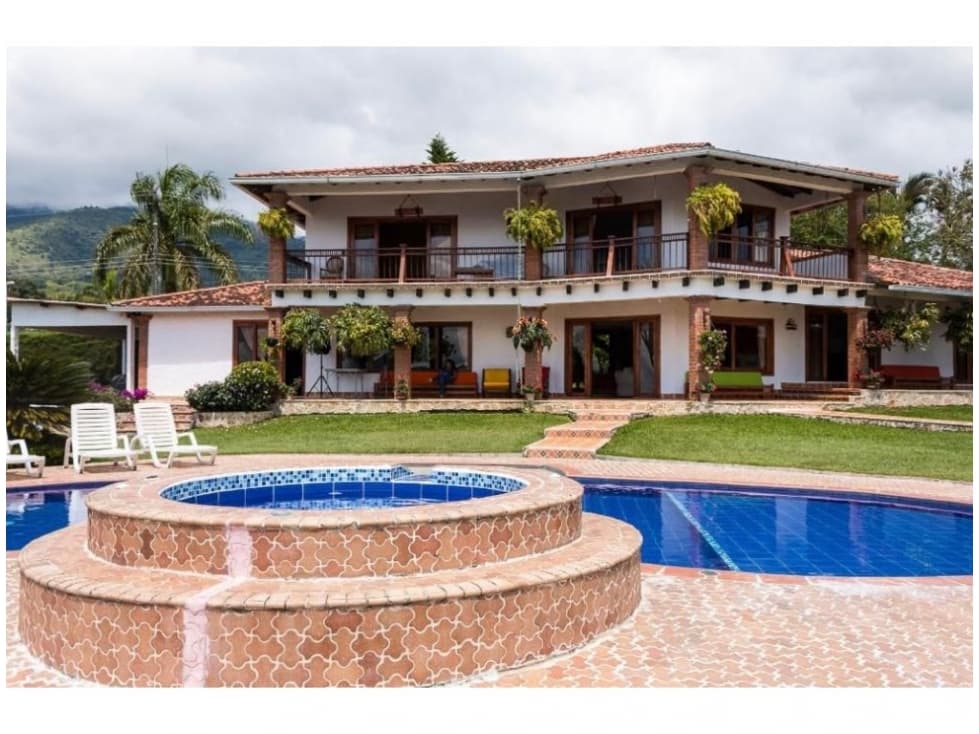 VENDO CASA CAMPESTRE EN PARCELACIÓN LAGO CALIMA. DARIEN ES - 1