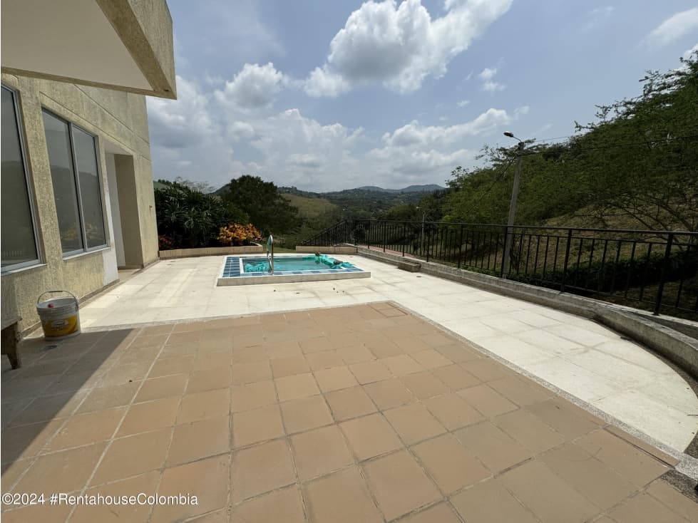 Lote en Anapoima (Cundinamarca) RAH CO: 26-59 - 1