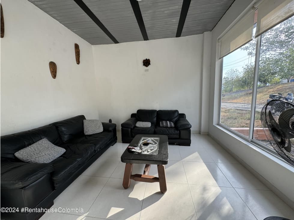 Casa en Narino (Cundinamarca) RAH CO: 26-61 - 1