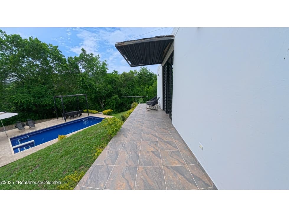 Casa en Apulo (Cundinamarca) RAH CO: 26-135 - 1