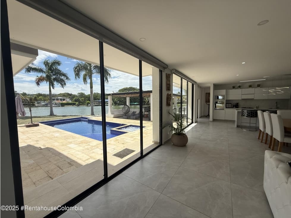 Casa en Girardot (Cundinamarca) RAH CO: 26-113 - 1