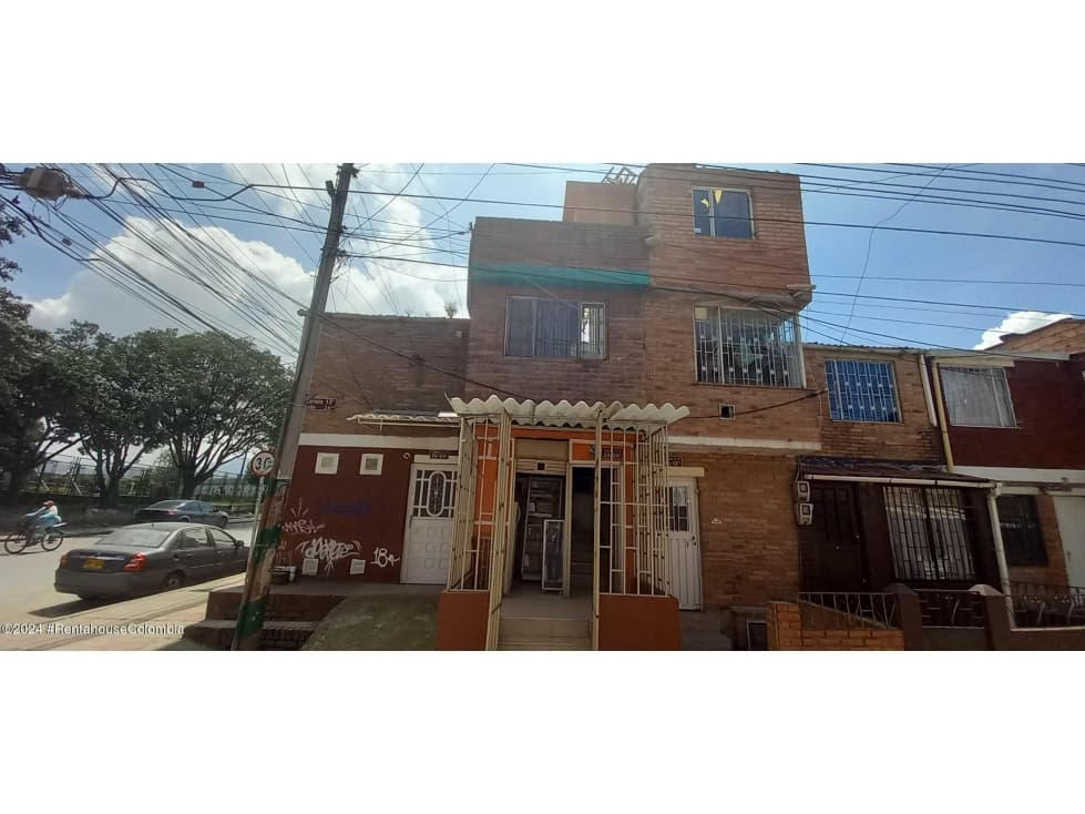 Apartamento en Soacha (Cundinamarca) RAH CO: 26-260 - 1