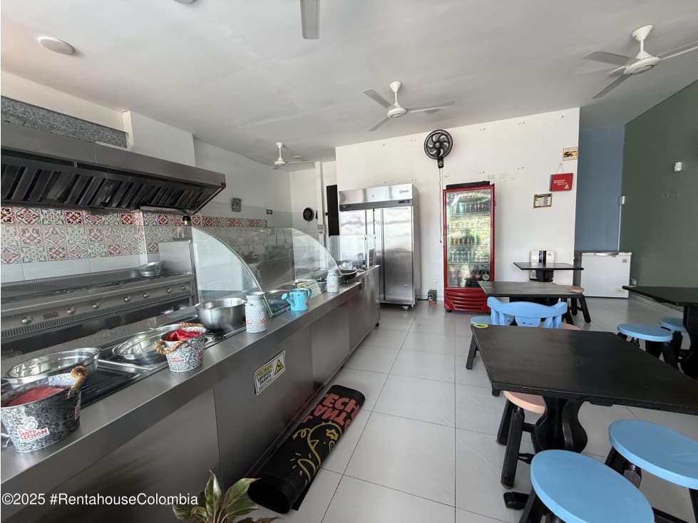 Local Comercial en Ricaurte (Cundinamarca) RAH CO: 26-139 - 1