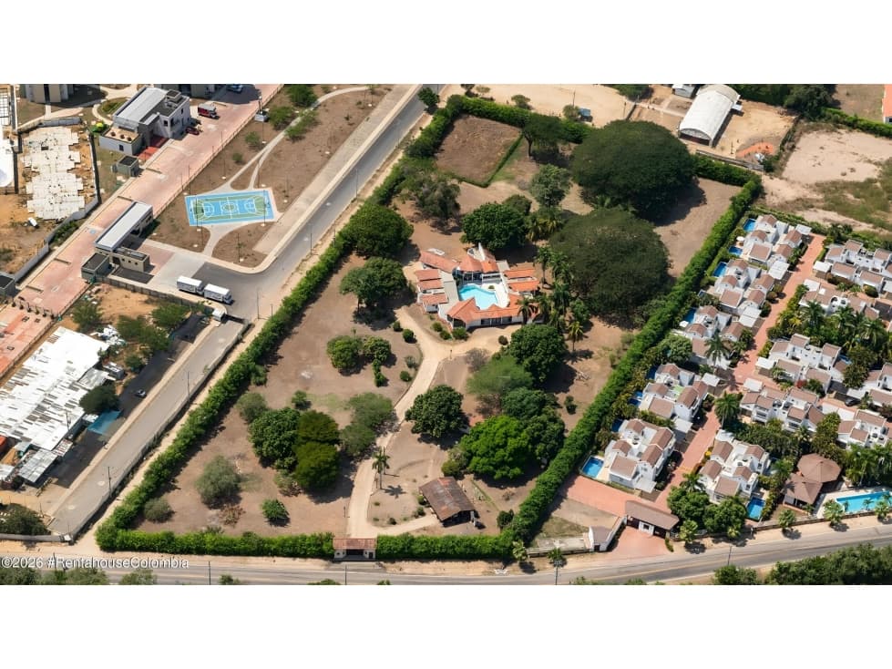 Casa en Ricaurte (Cundinamarca) RAH CO: 26-317 - 1