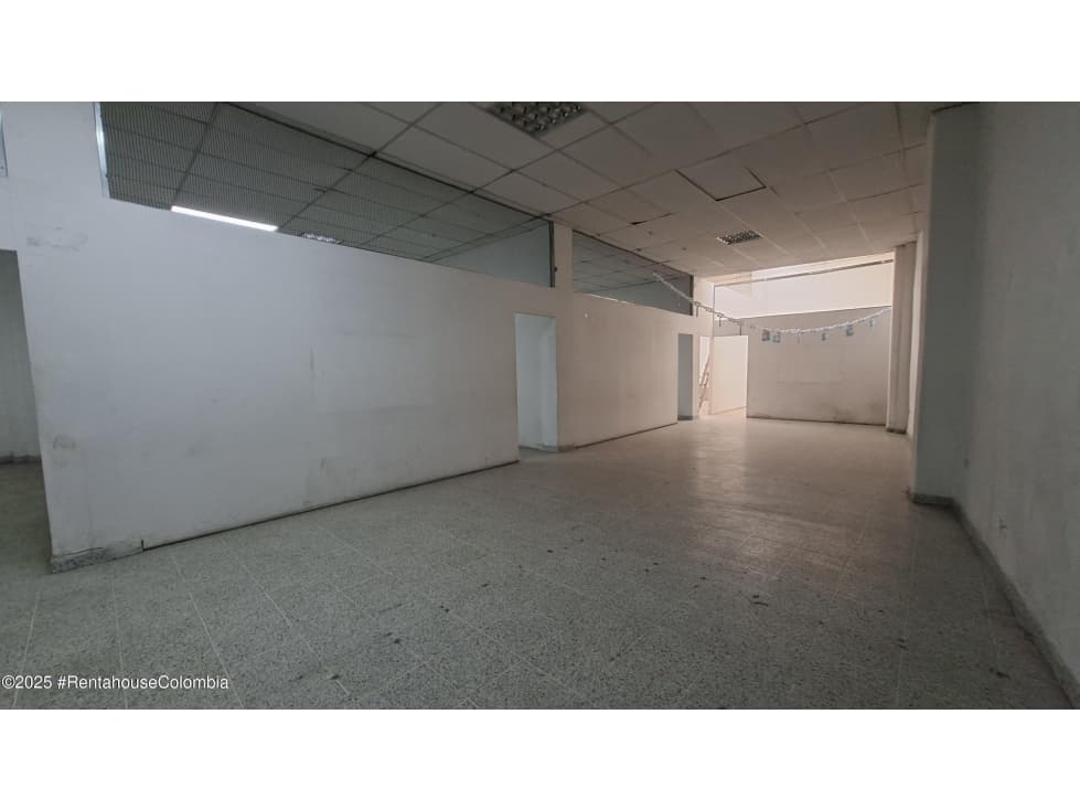 Edificio en Soacha (Cundinamarca) RAH CO: 26-359 - 1