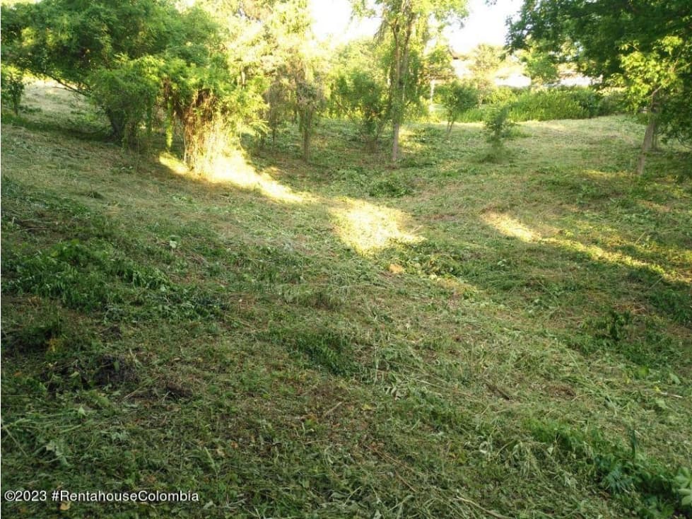 Lote en Ricaurte (Cundinamarca) RAH CO: 26-440 - 1