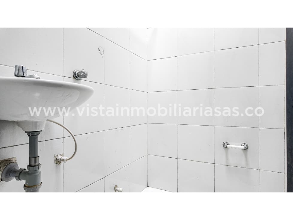 Arriendo Bodega Sector Maltería, Manizales - 1