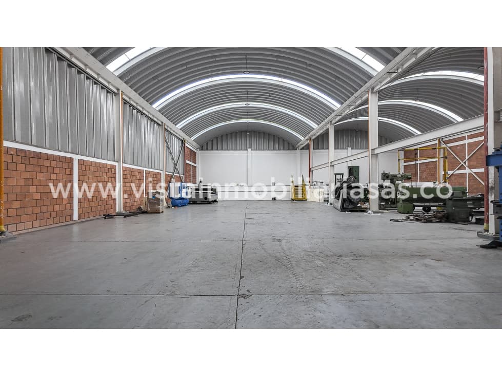 Arriendo Bodega Sector Malteria, Manizales - 1