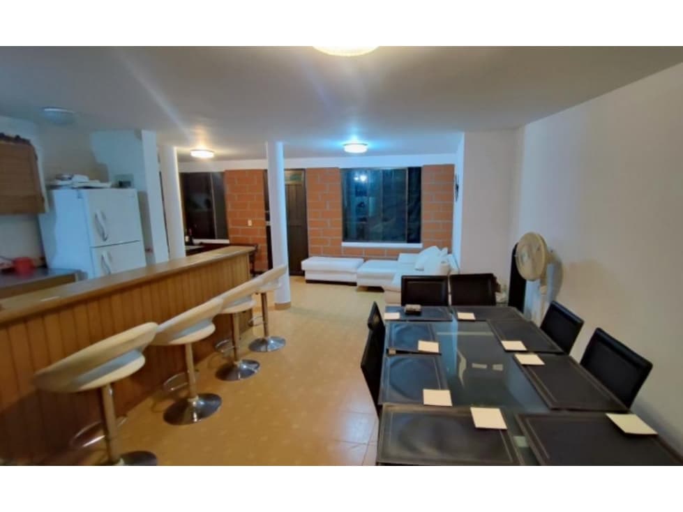 HERMOSA FINCA SAN JERONIMO EN UNIDAD CERRADA - 1