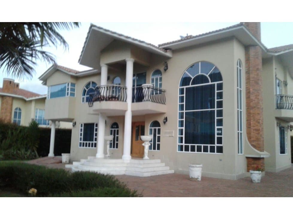 CASA GUARIGUA CLUB RESIDENCIAL - 1