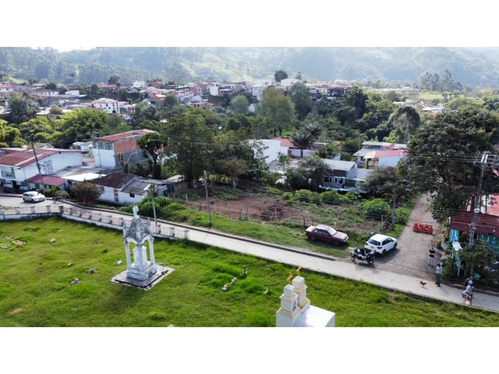 VENTA LOTE URBANO 1000 M2 SALENTO - 1