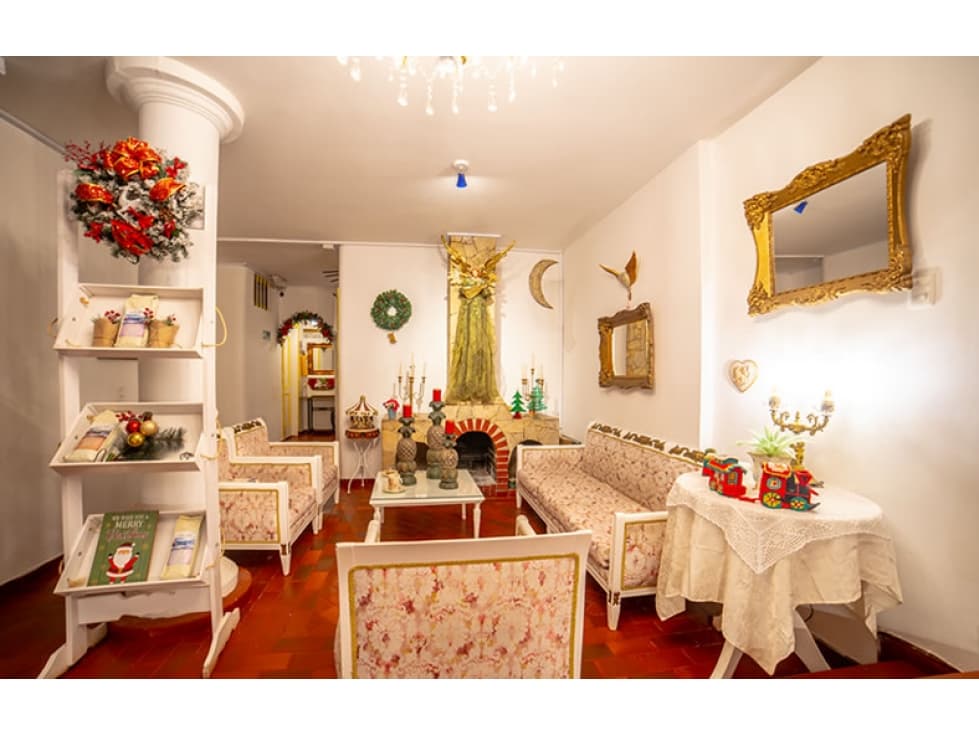 VENTA HERMOSO HOTEL SALENTO 16 HABITACIONES - 1