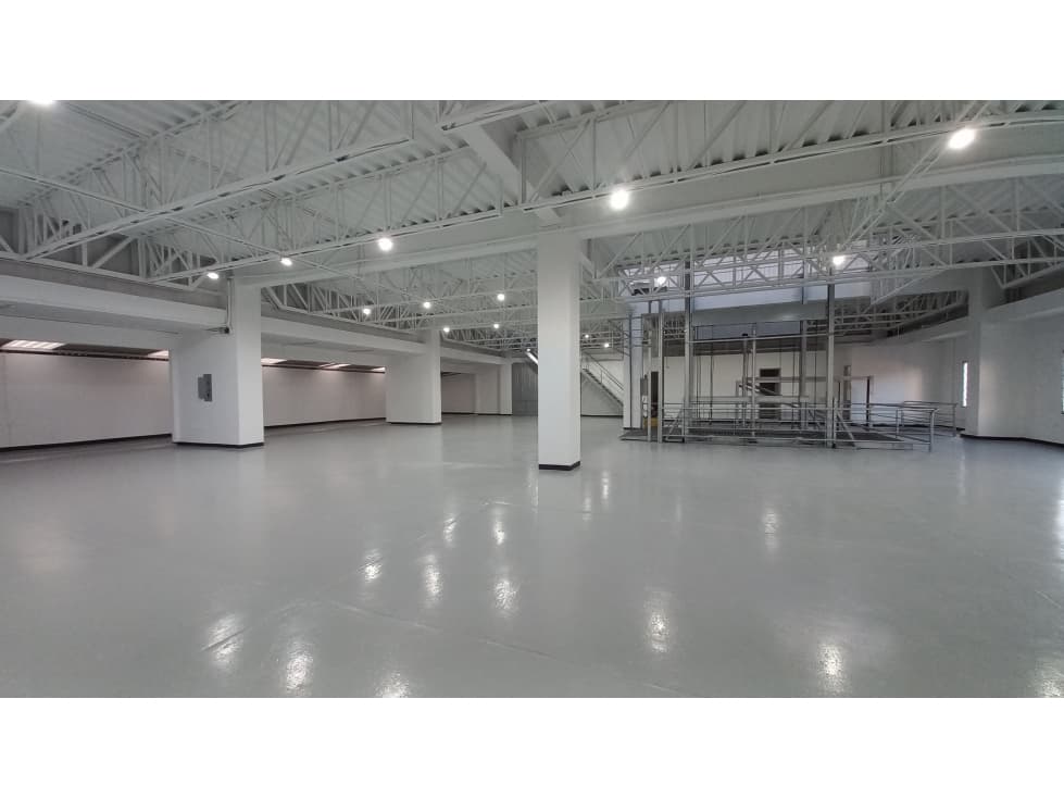 Bodega - Oficinas - Local Spring San Rafael Bogota - 1