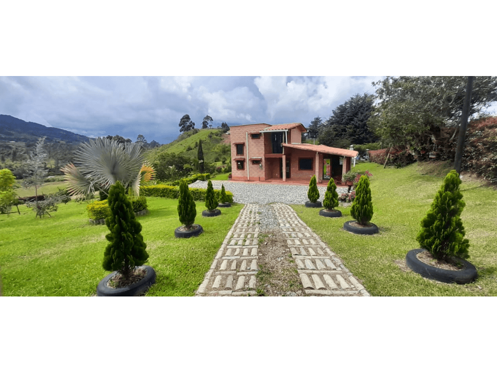 SE VENDE AGRADABLE CASA CAMPESTRE EN SANTUARIO - 1