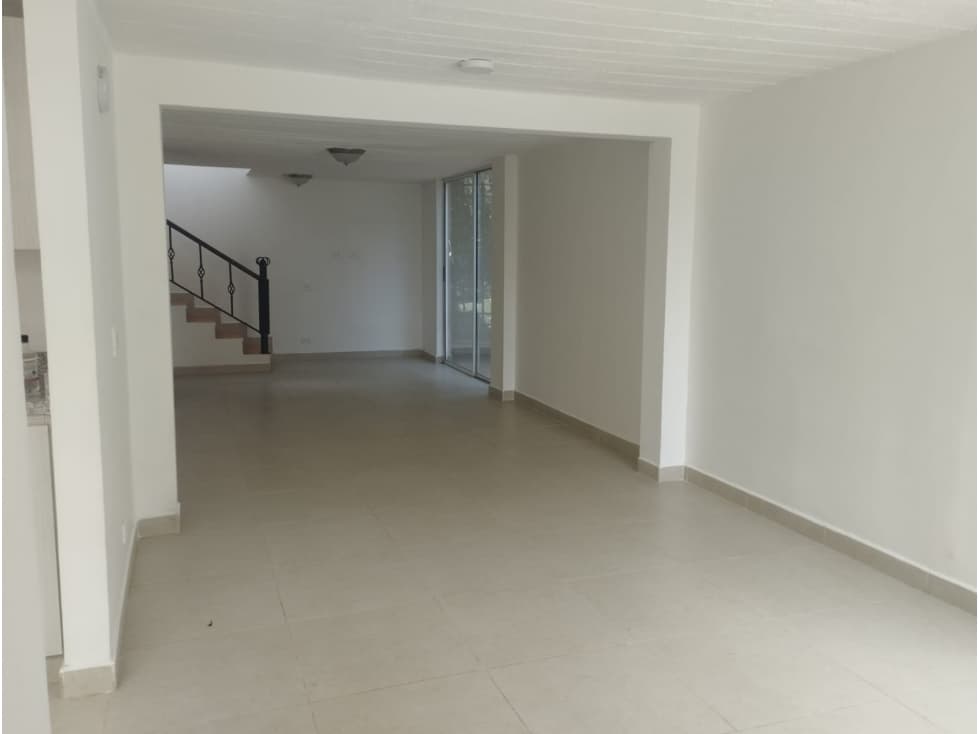 Se vende casa sector Suramérica. - 1