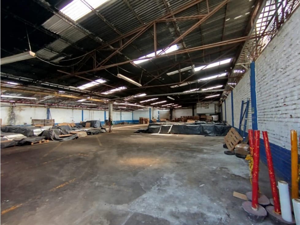 EN VENTA BODEGA DOSQUEBRADAS - 1