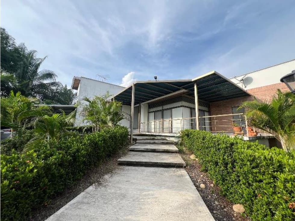 VENDO CASA COND. PRIVADO MELGAR - 240M2 + Z. PISCINA - $1.100 MILL - 1