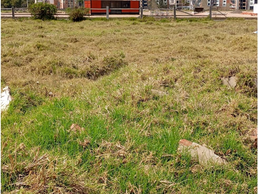 LOTE SE VENDE UBATE - 1