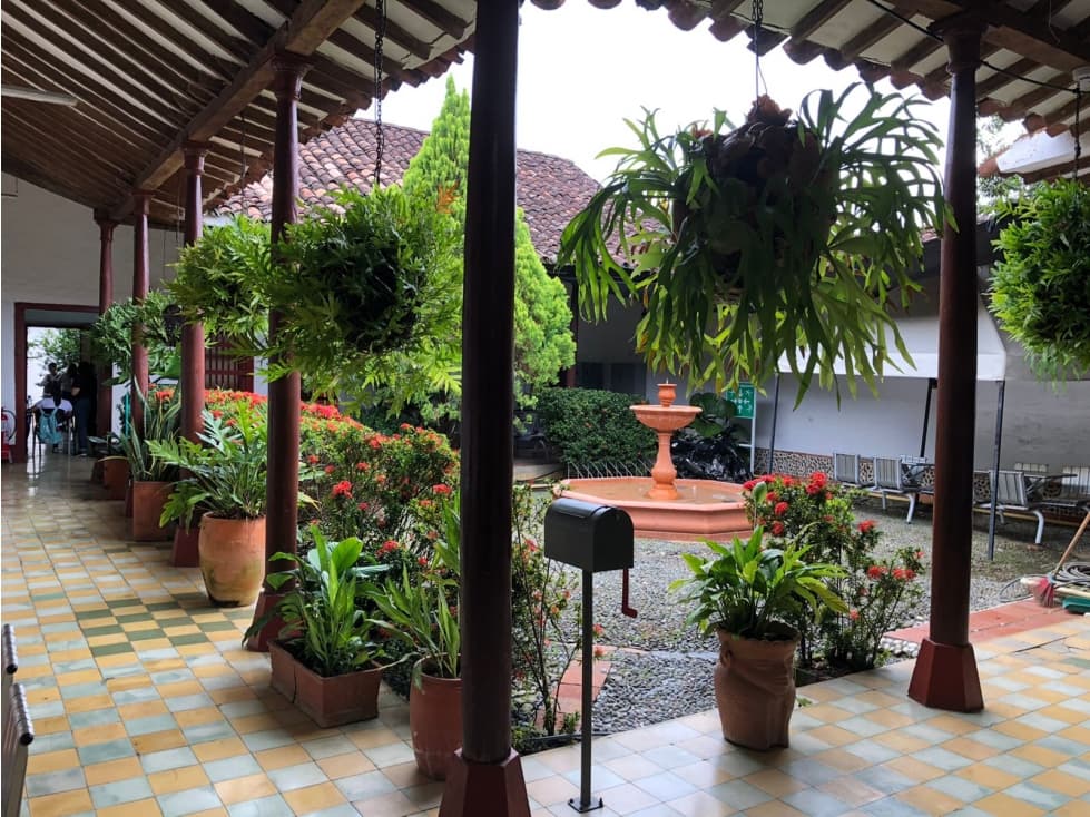 Casa en venta en Centro Histórico de Santa fé de Antioquia - 1