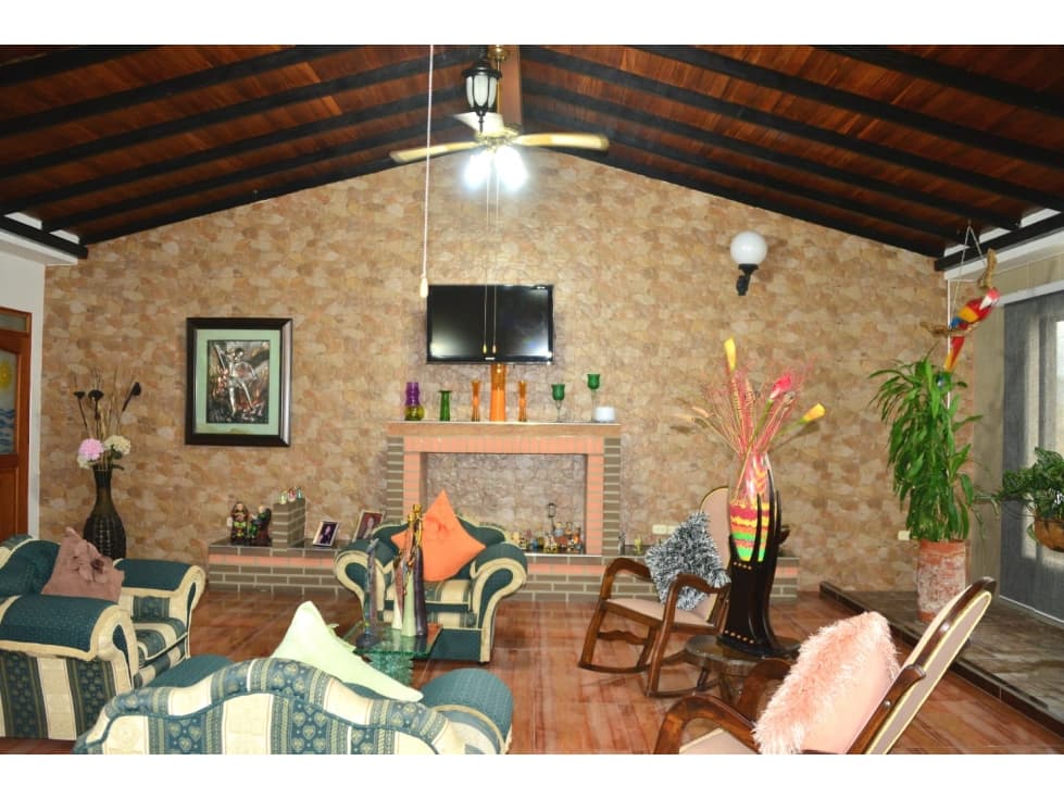 Casa en venta a 5 horas de Medellín en Apartadó - 1
