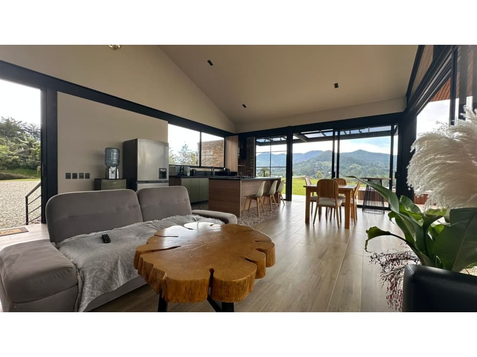 Casa campestre en venta, San Antonio de Pereira, Rionegro - 1